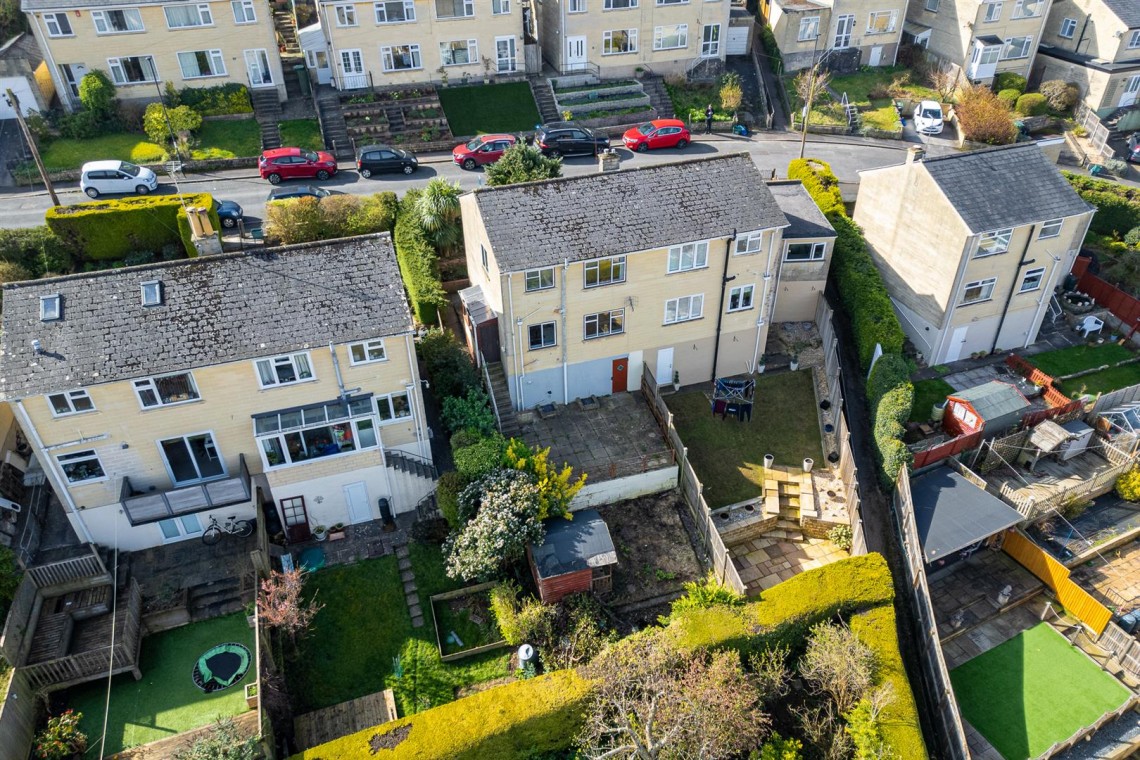 Images for HOUSE | BASIC UPDATING | ODD DOWN