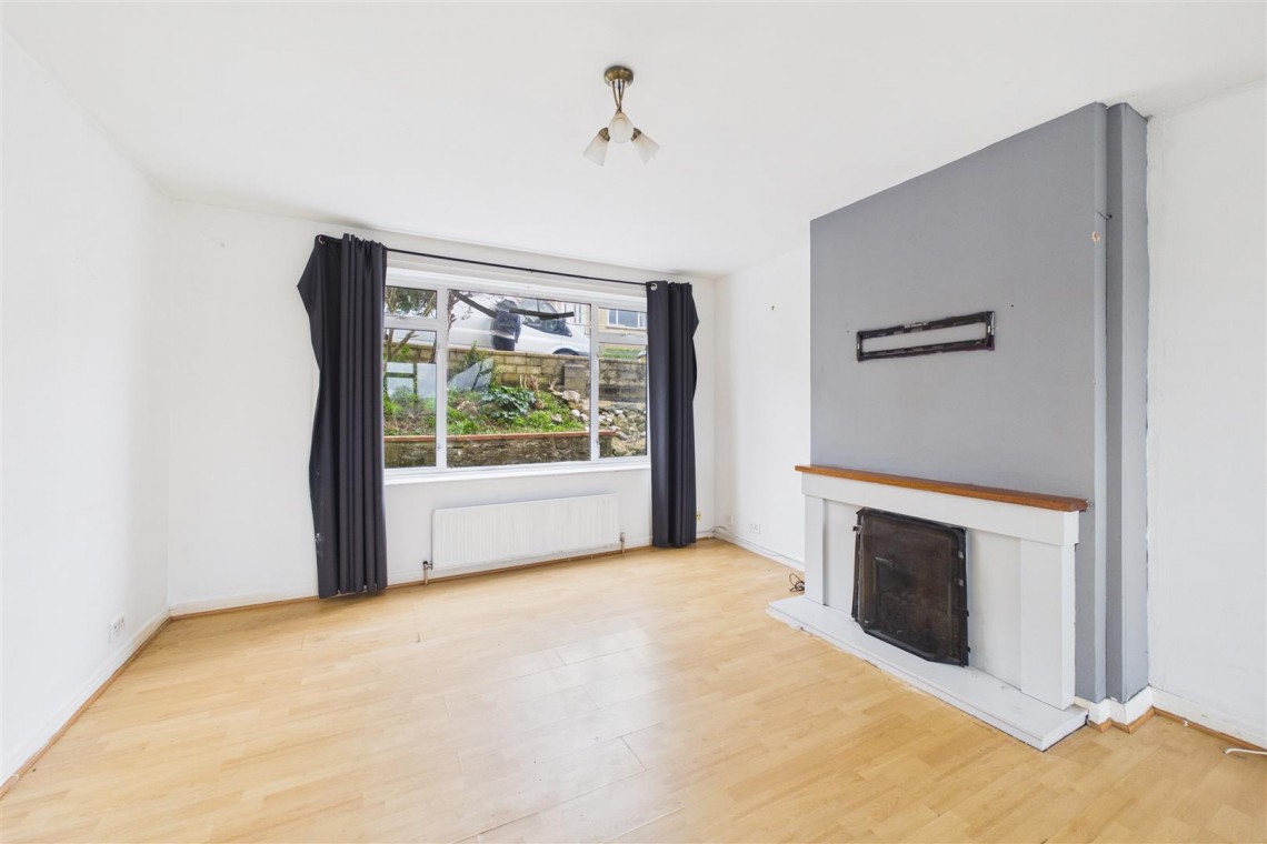 Images for HOUSE | BASIC UPDATING | ODD DOWN