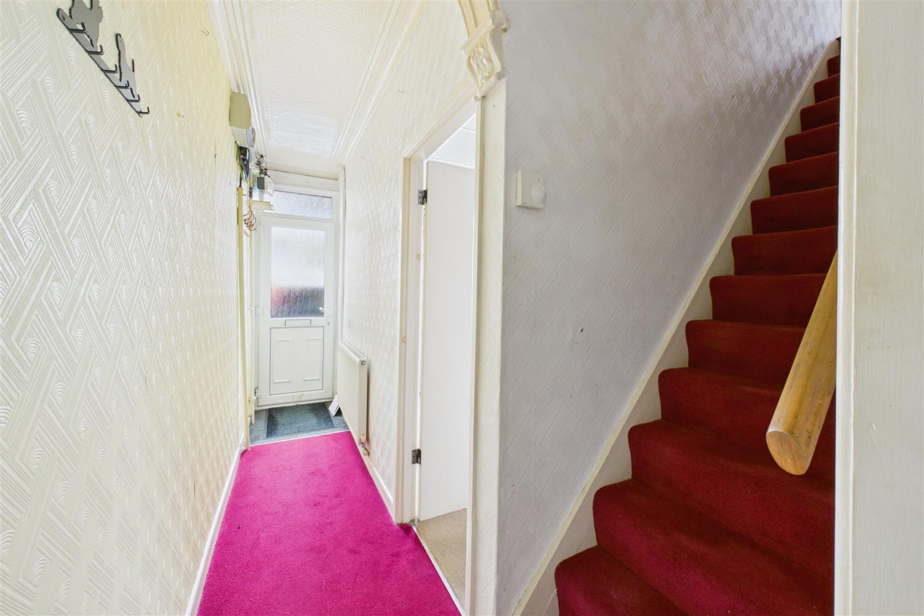 Images for UPDATING | HUGE GARDEN | BS5