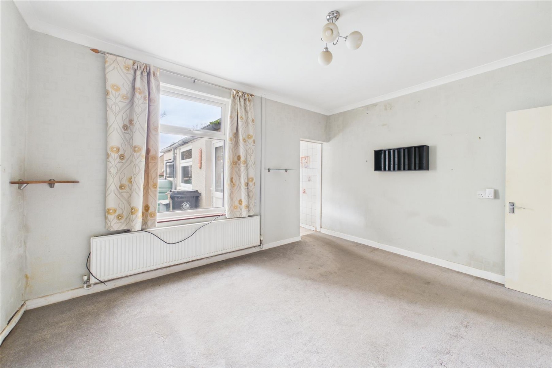 Images for UPDATING | HUGE GARDEN | BS5