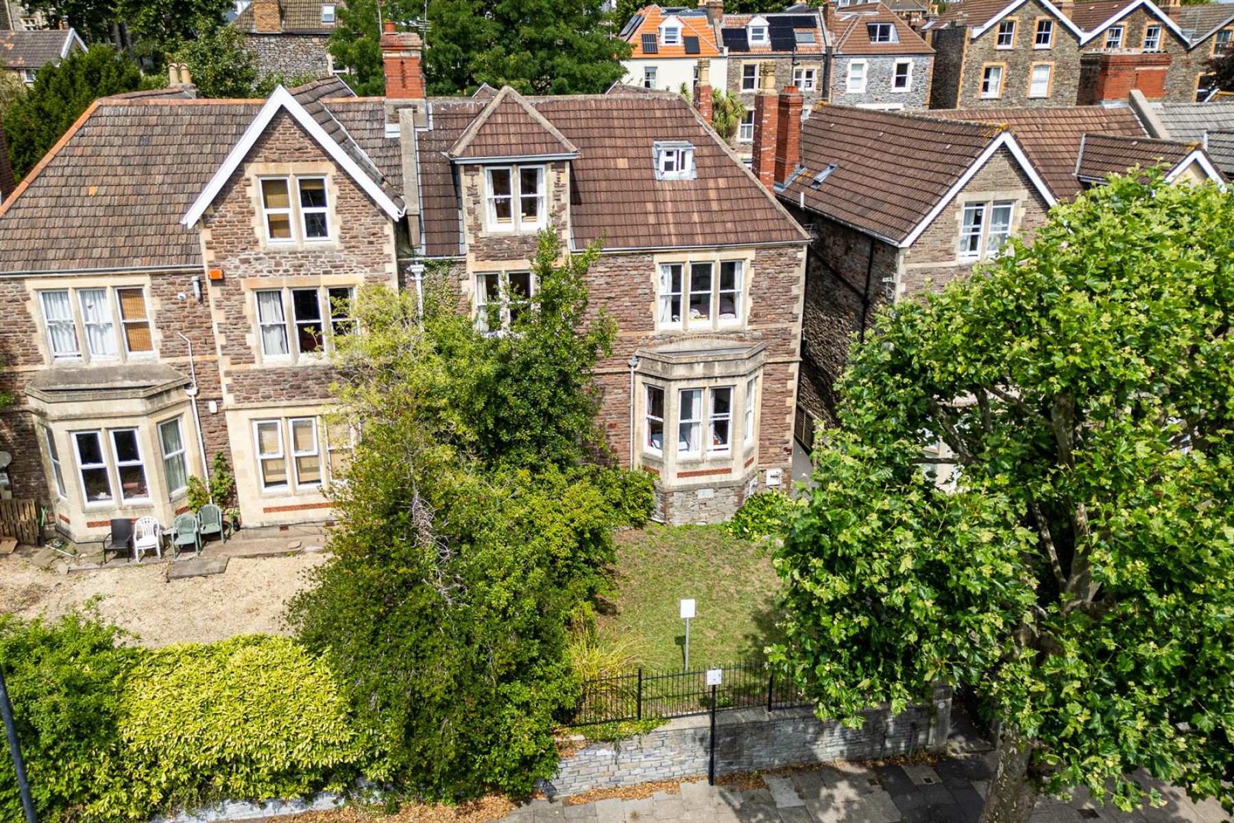 Images for HMO / FAMILY HOME | REDLAND