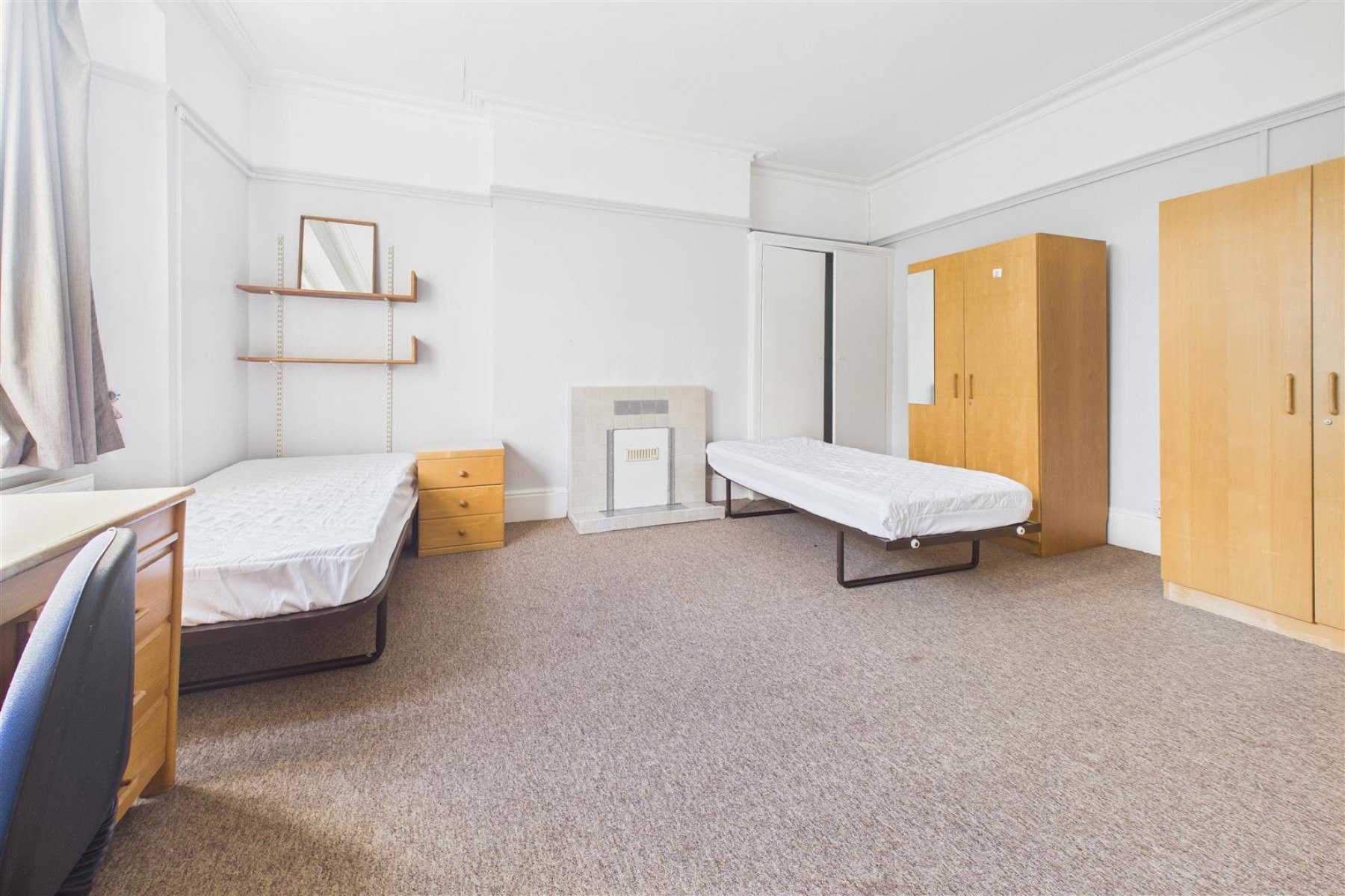 Images for HMO / FAMILY HOME | REDLAND