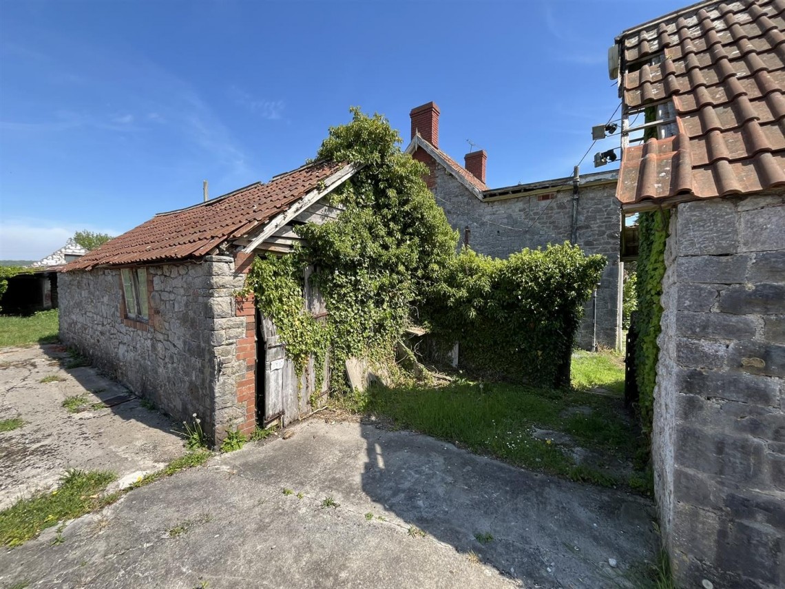 Images for DETACHED | OUTBUILDINGS | LANGFORD