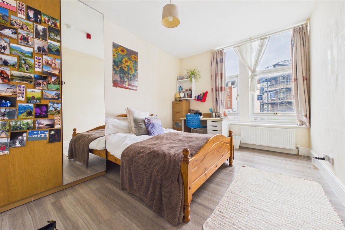 Images for FREEHOLD INVESTMENT | CLIFTON