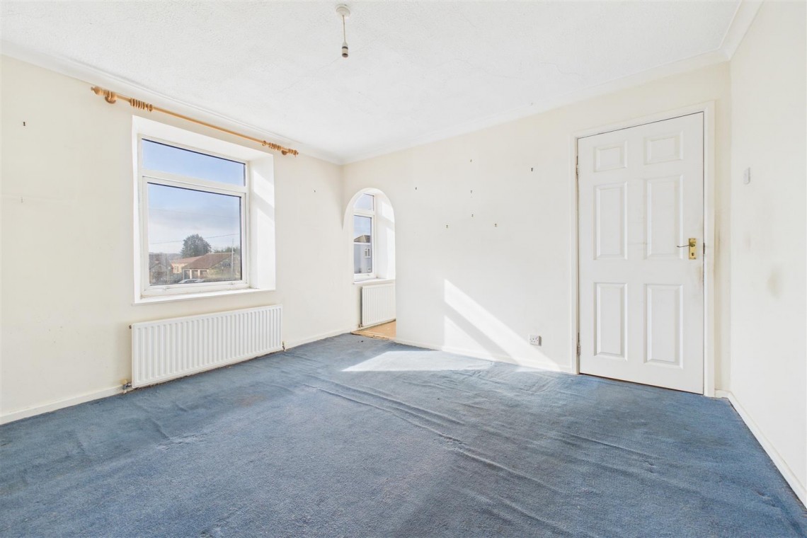 Images for UPDATING | REDUCED | NAILSEA