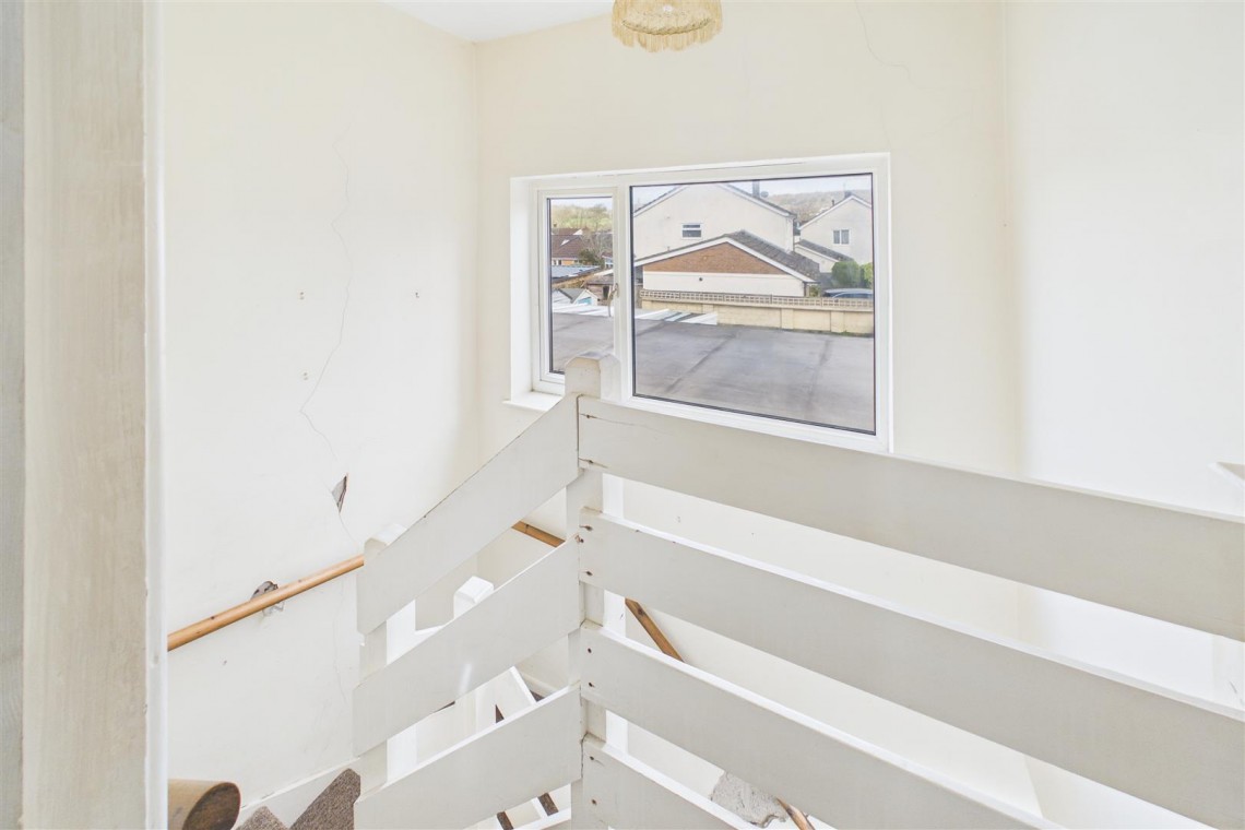 Images for UPDATING | REDUCED | NAILSEA