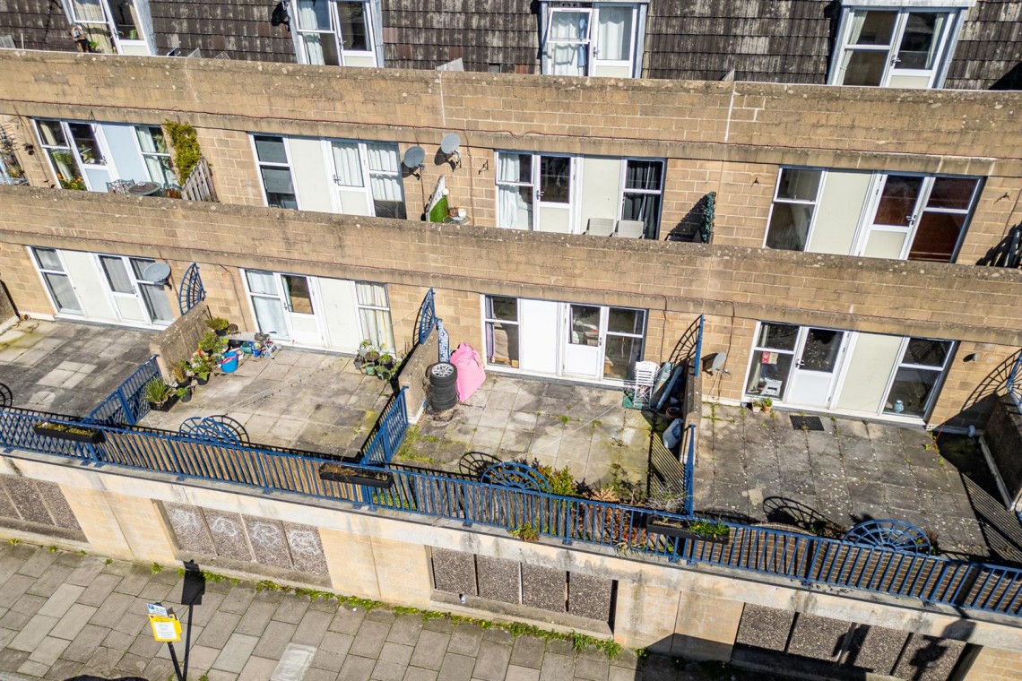 Images for BATH FLAT WITH TERRACE | AUCTION
