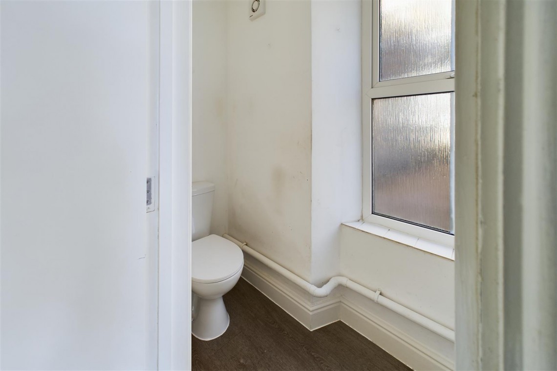 Images for PERIOD HOUSE | BASIC UPDATING | FROME