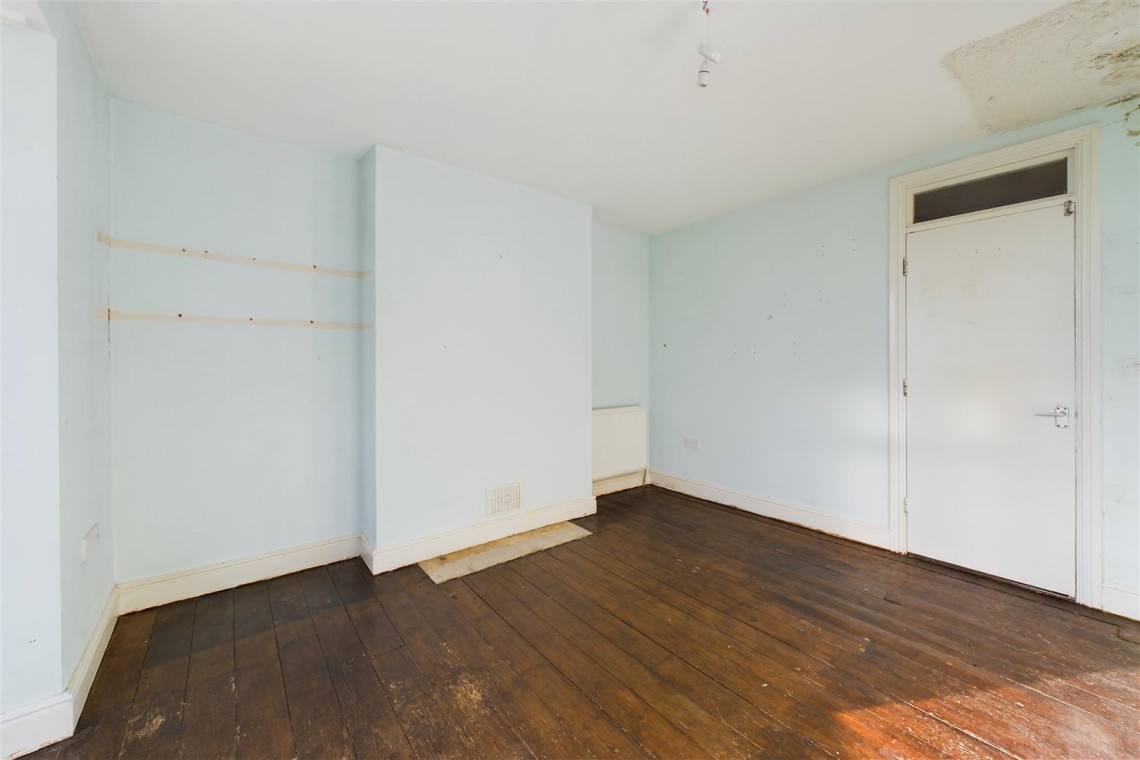 Images for PERIOD HOUSE | BASIC UPDATING | FROME