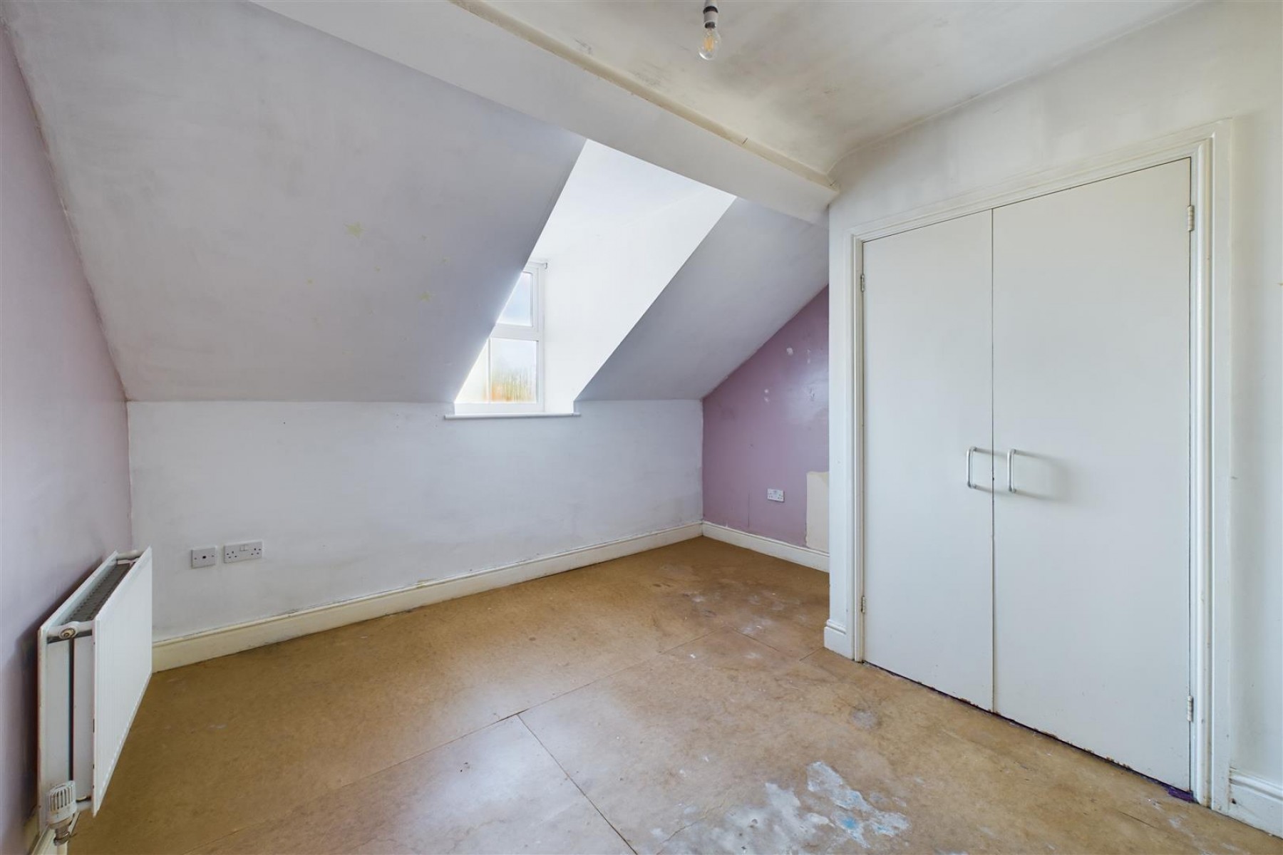 Berry Villa, 32 Butts Hill, Frome, BA11 1HX