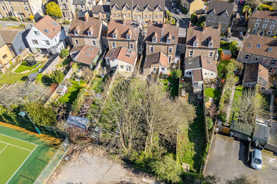 Images for PERIOD HOUSE | BASIC UPDATING | FROME