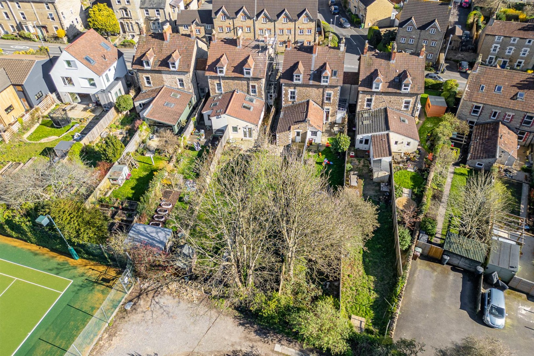 Berry Villa, 32 Butts Hill, Frome, BA11 1HX