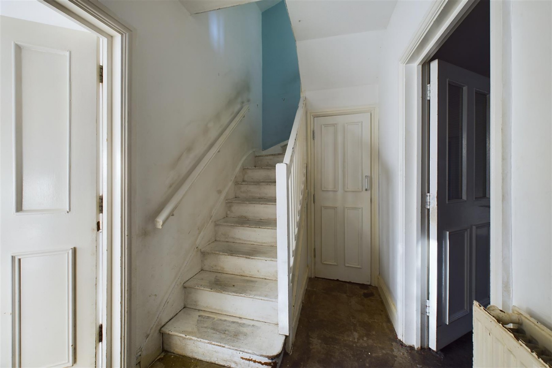 Berry Villa, 32 Butts Hill, Frome, BA11 1HX