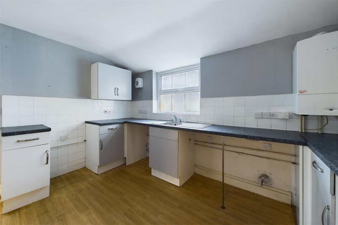 Images for PERIOD HOUSE | BASIC UPDATING | FROME