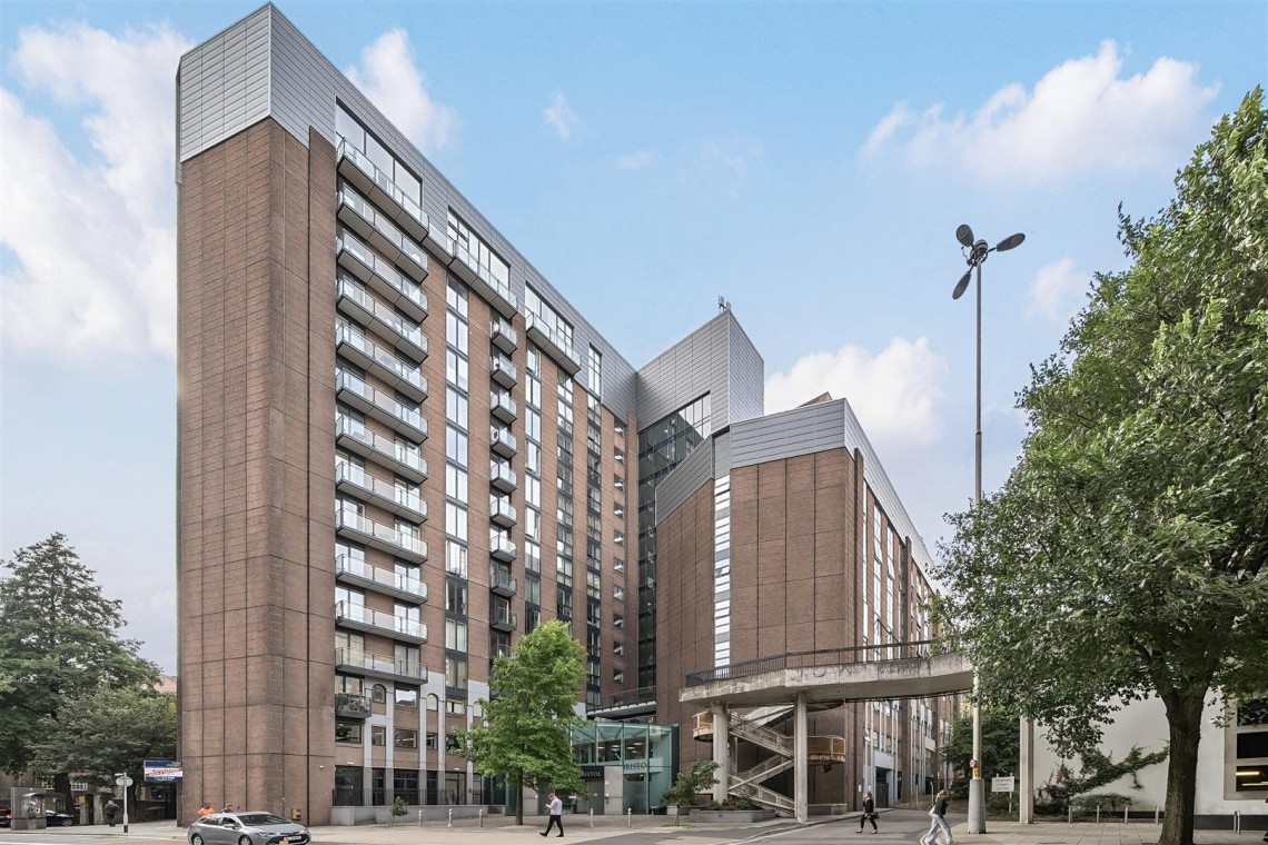 Images for Number One, City Centre