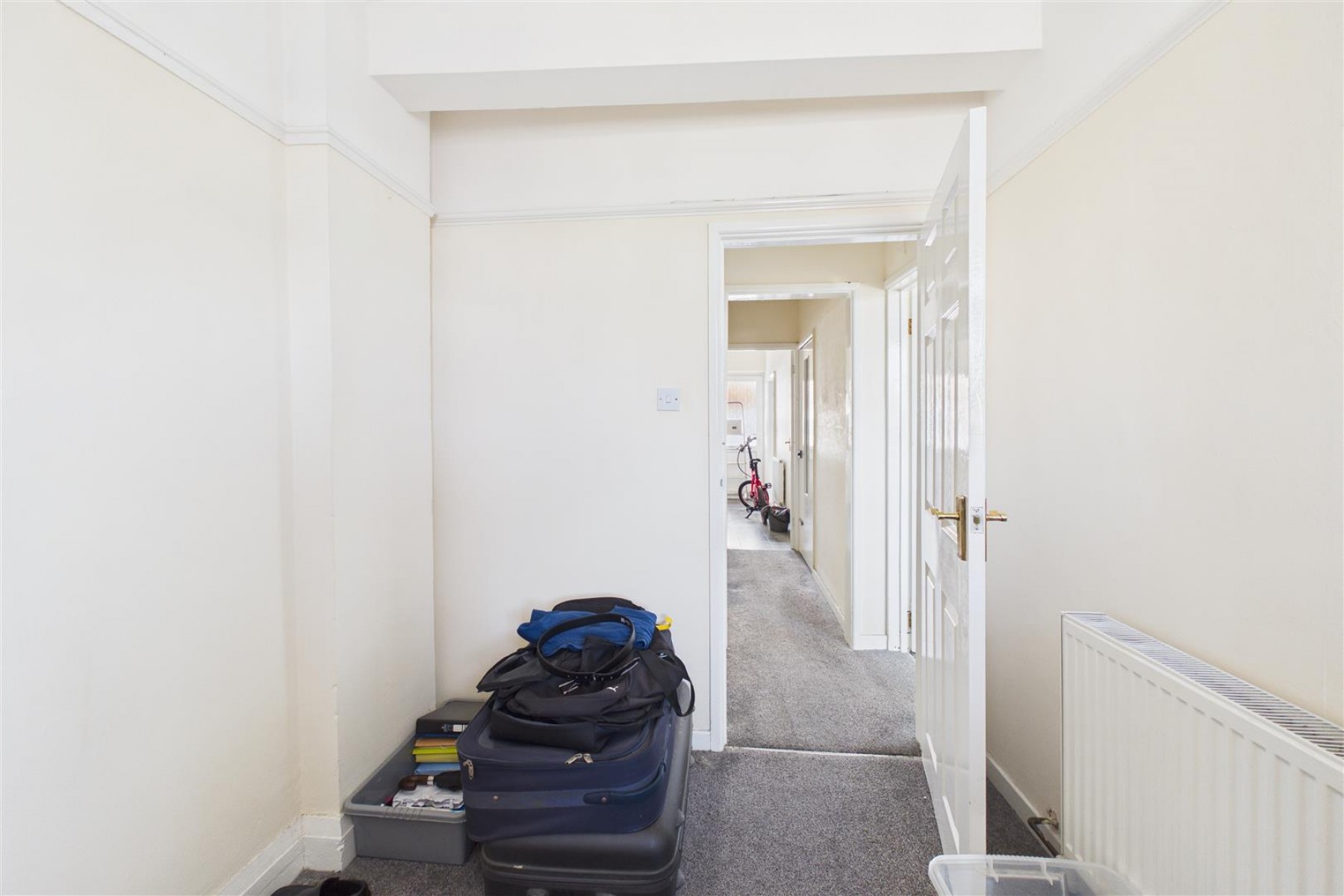 Images for 2 BED FLAT | WSM