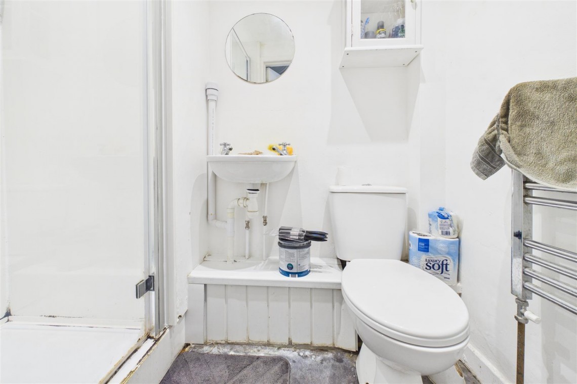 Images for 2 BED FLAT | WSM