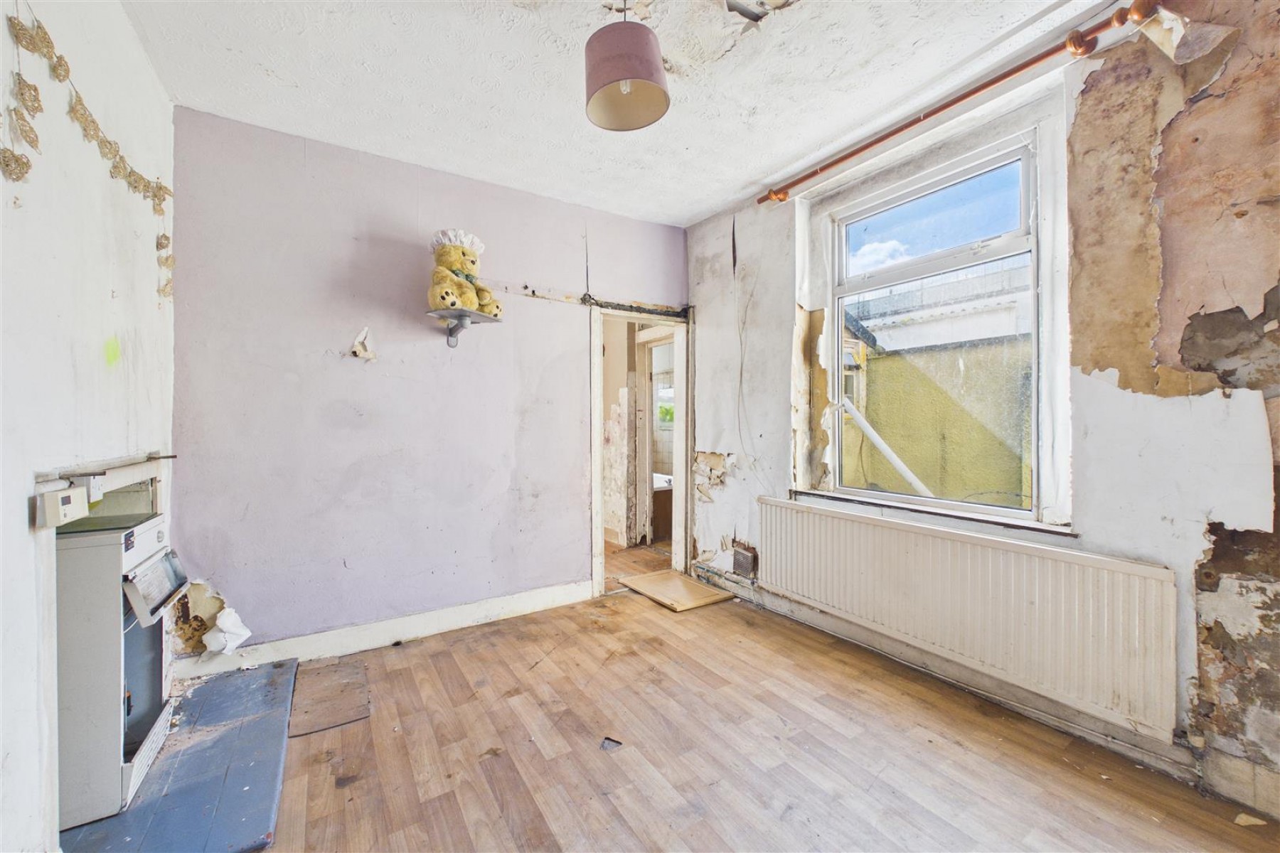 Images for MODERNISATION | DOUBLE GARAGE | BS7