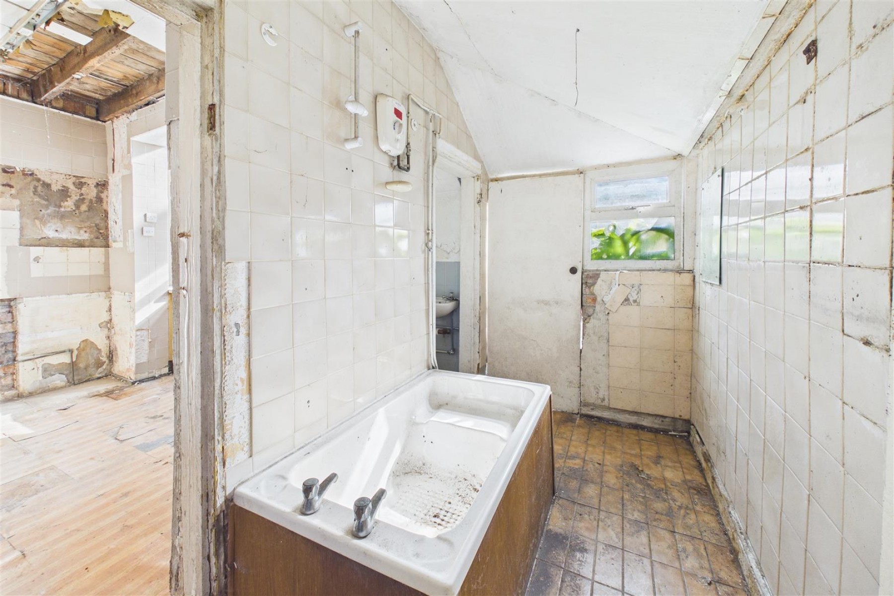 Images for MODERNISATION | DOUBLE GARAGE | BS7