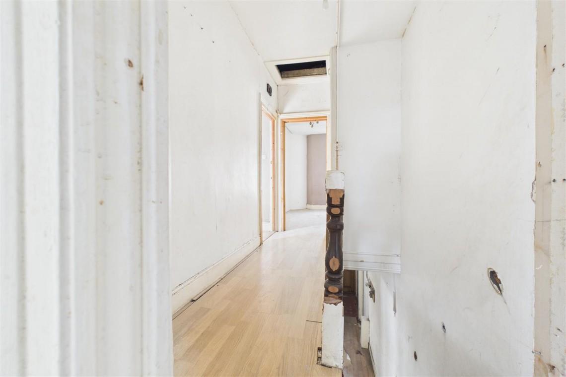 Images for MODERNISATION | DOUBLE GARAGE | BS7