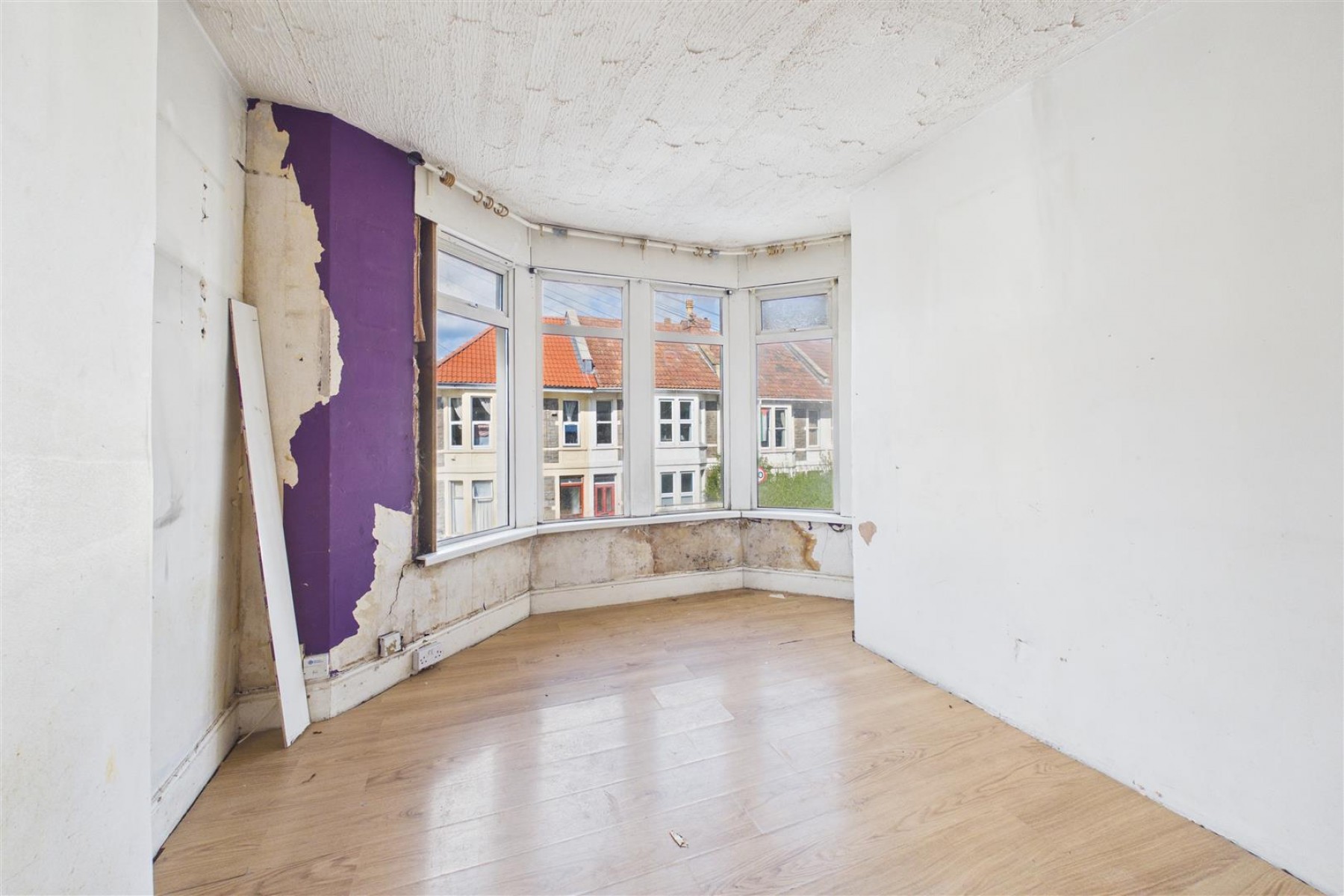 Images for MODERNISATION | DOUBLE GARAGE | BS7