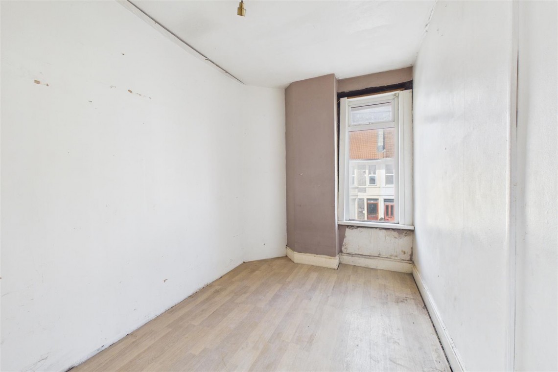 Images for MODERNISATION | DOUBLE GARAGE | BS7