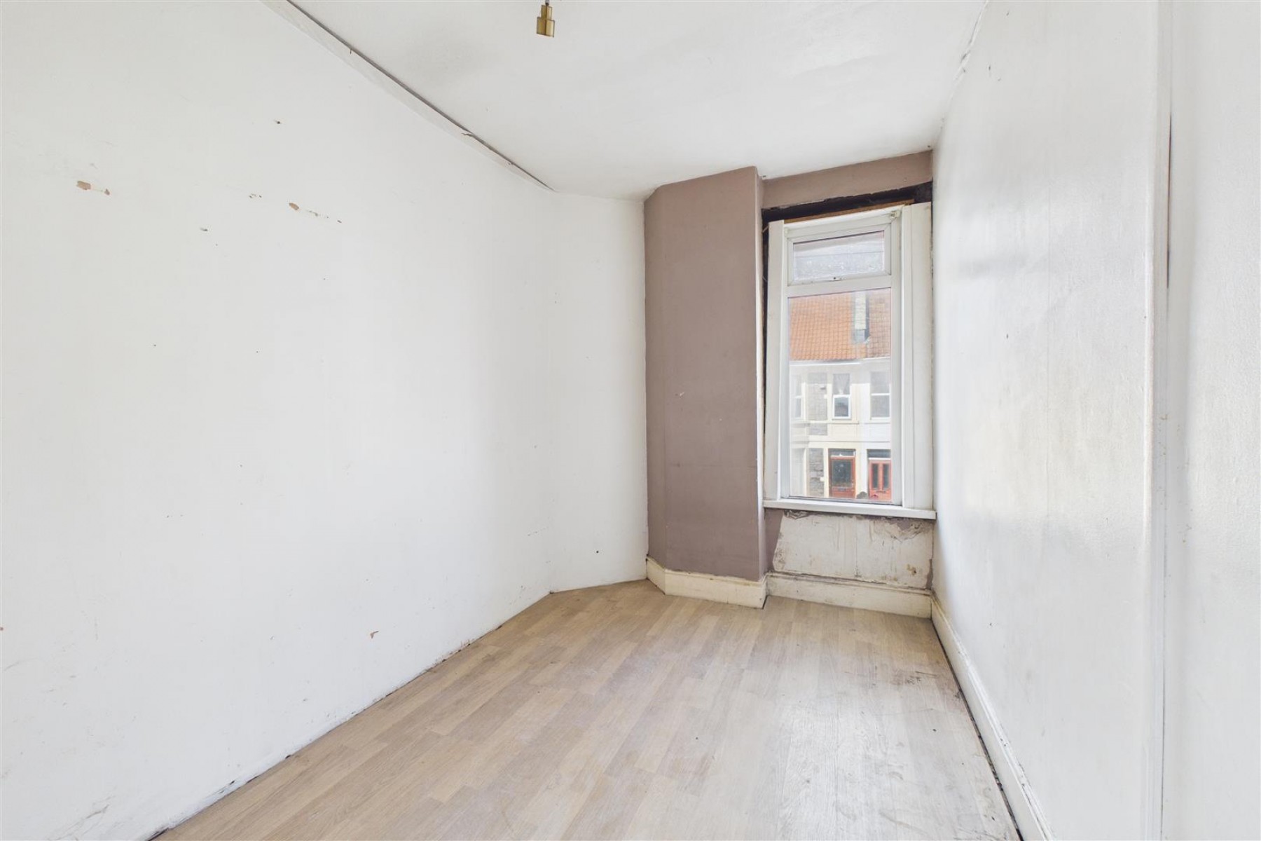 Images for MODERNISATION | DOUBLE GARAGE | BS7