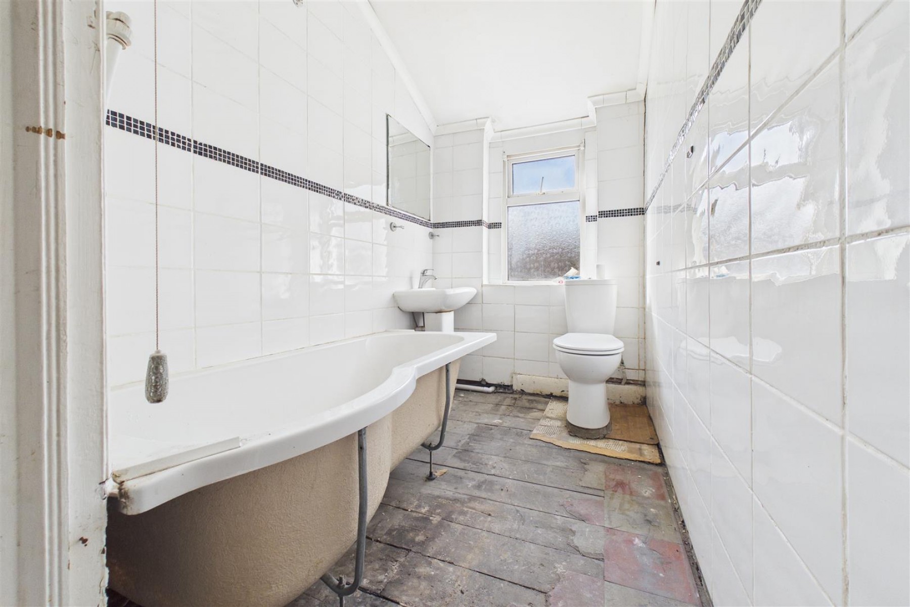 Images for MODERNISATION | DOUBLE GARAGE | BS7