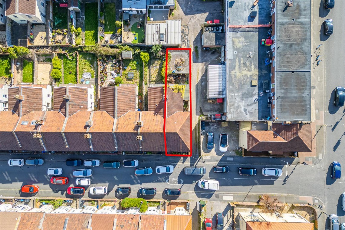 Images for MODERNISATION | DOUBLE GARAGE | BS7