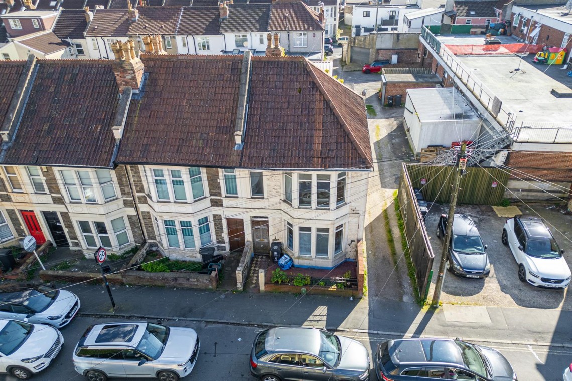 Images for MODERNISATION | DOUBLE GARAGE | BS7