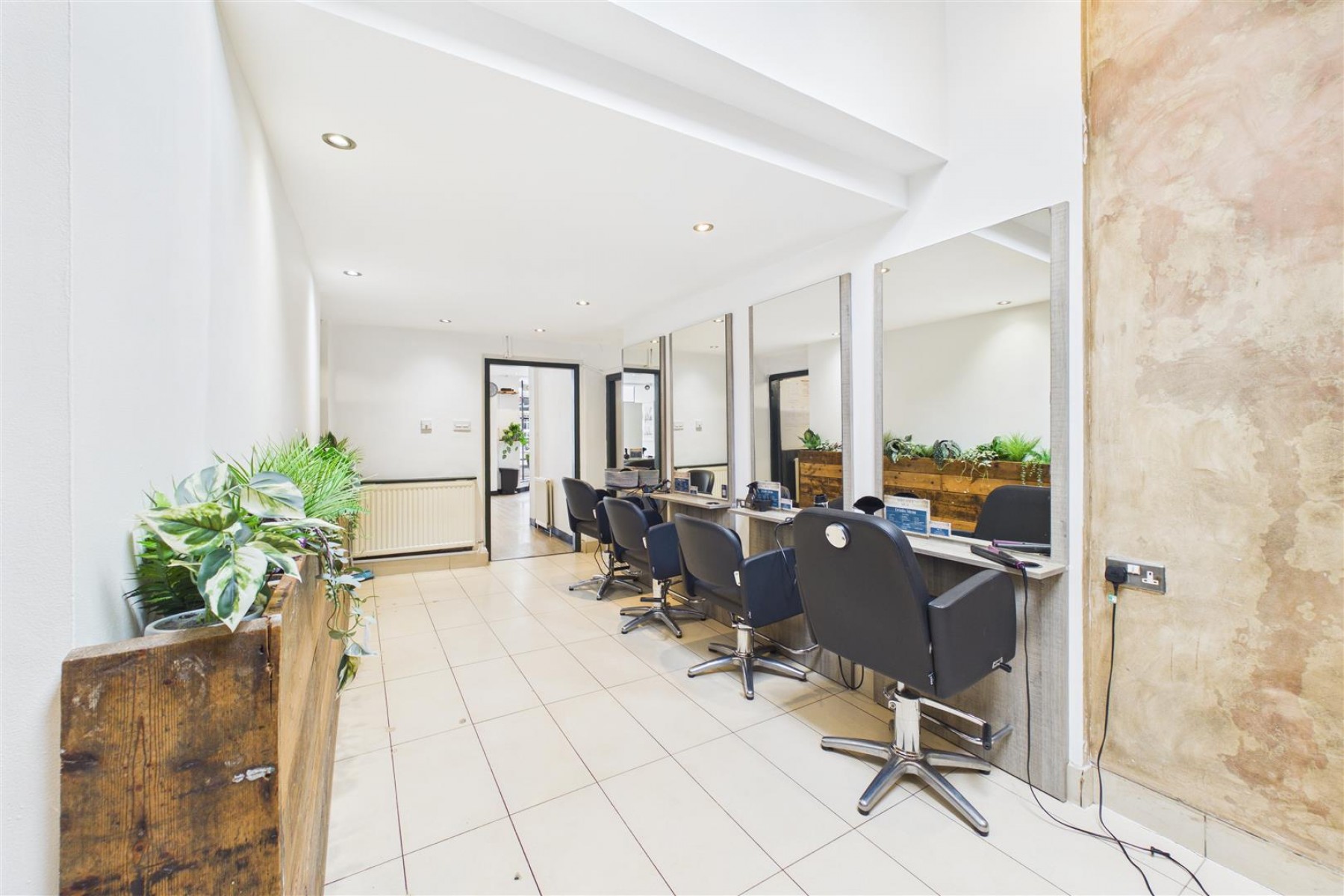 3 The Plain, Thornbury, BS35 2AG