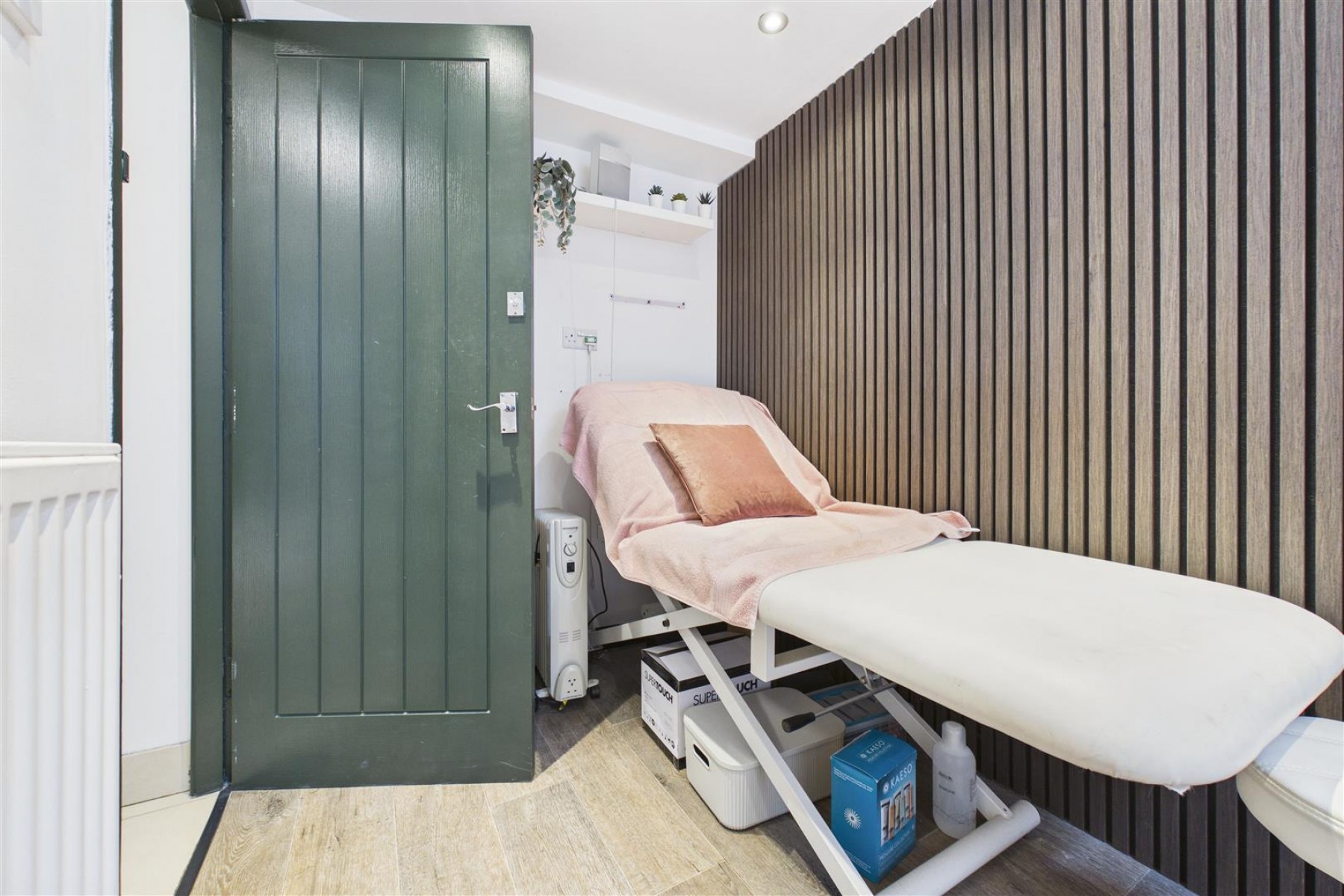 Images for OPPORTUNITY | THORNBURY