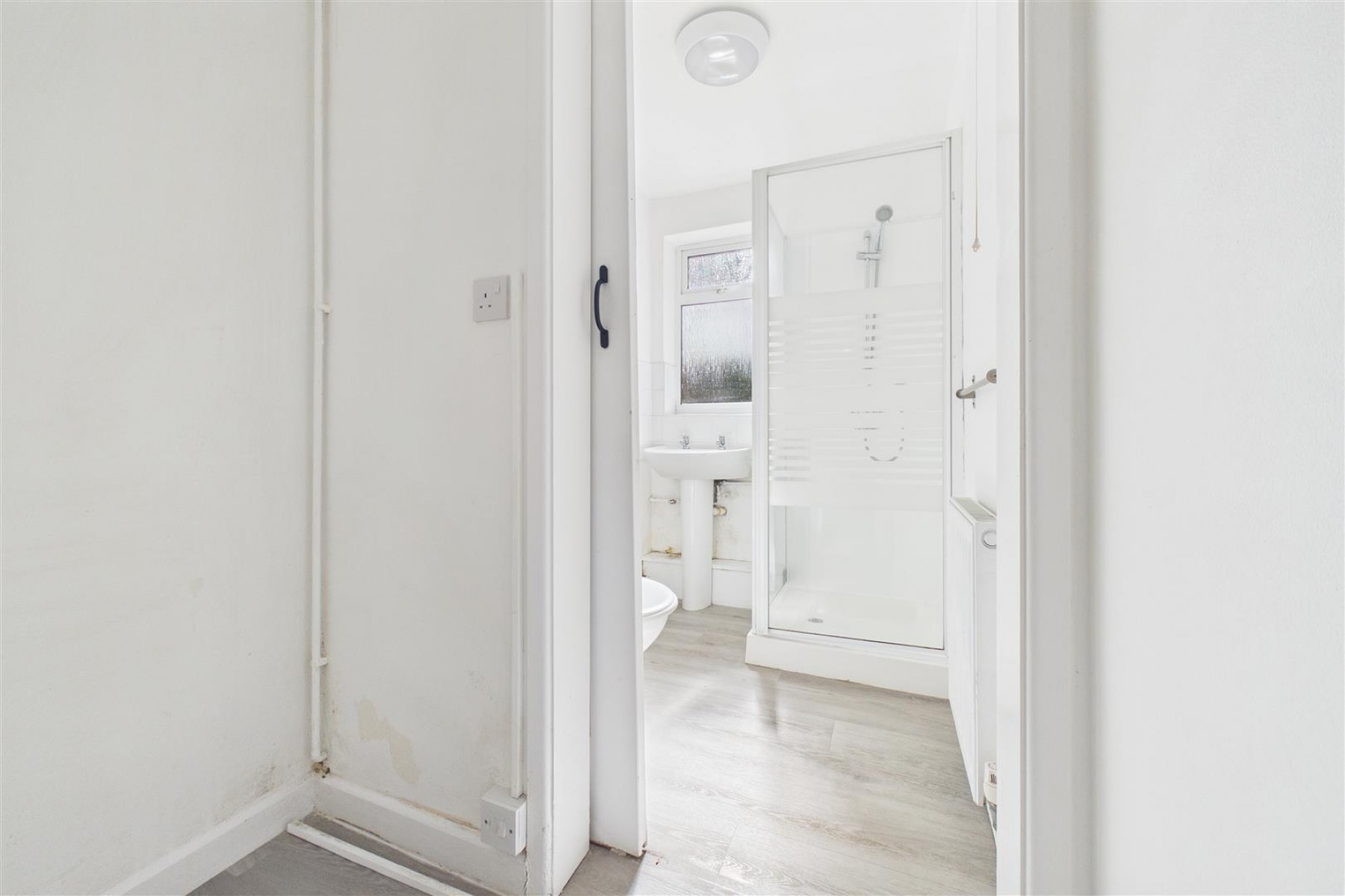 Images for DETACHED | REDUCED FOR AUCTON | GL5