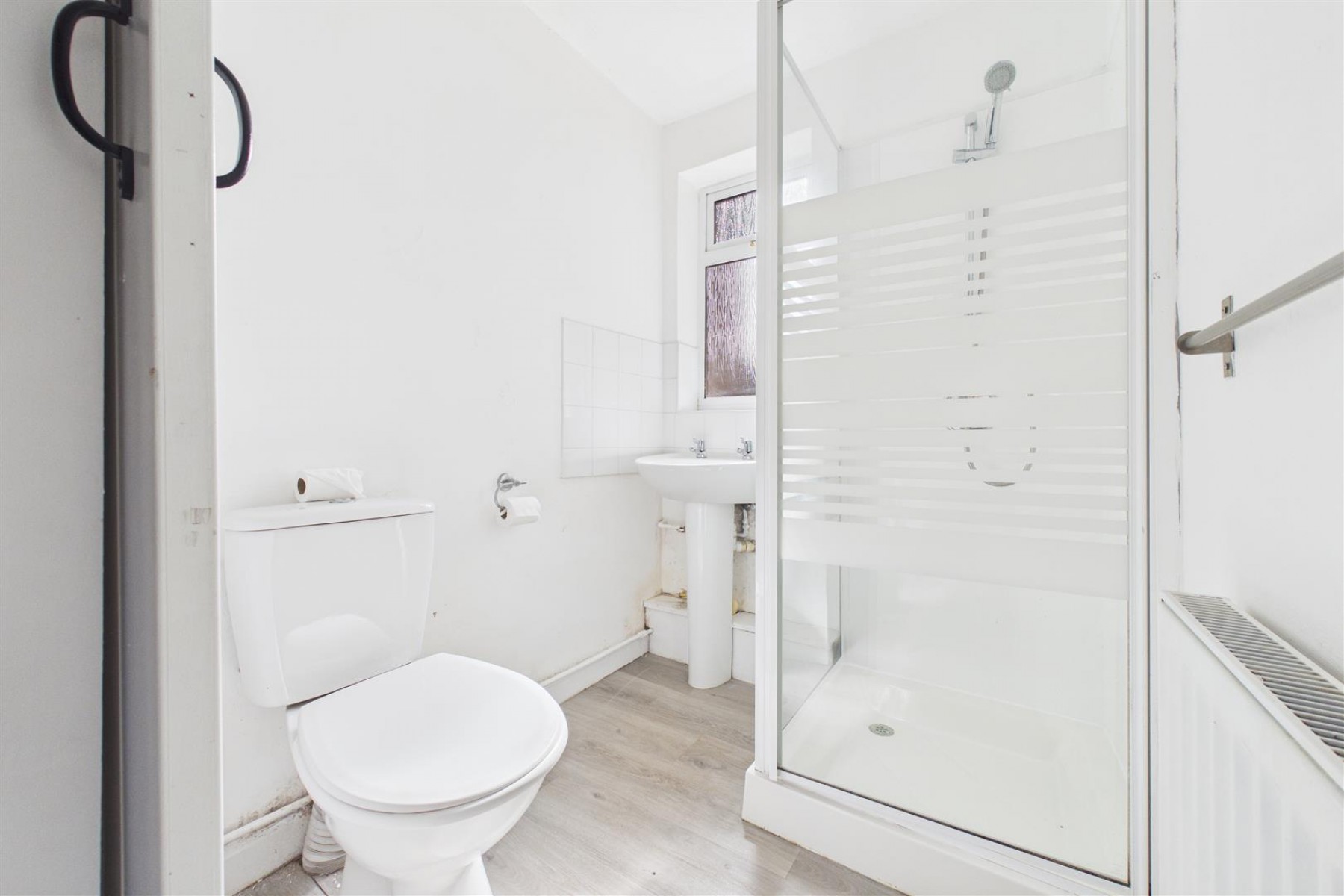 Images for DETACHED | REDUCED FOR AUCTON | GL5