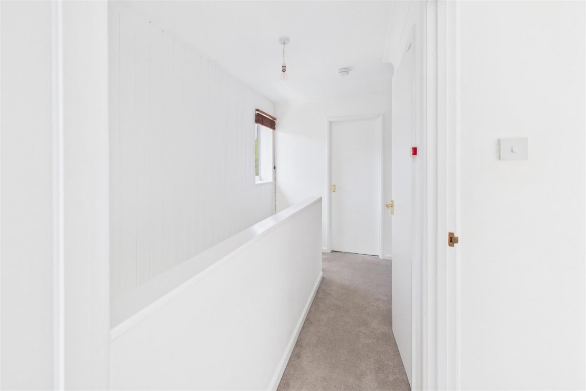 Images for DETACHED | REDUCED FOR AUCTON | GL5
