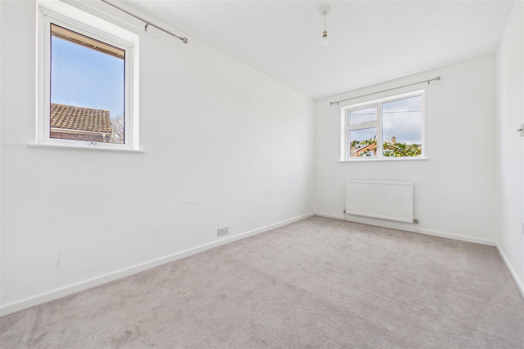 Images for DETACHED | REDUCED FOR AUCTON | GL5