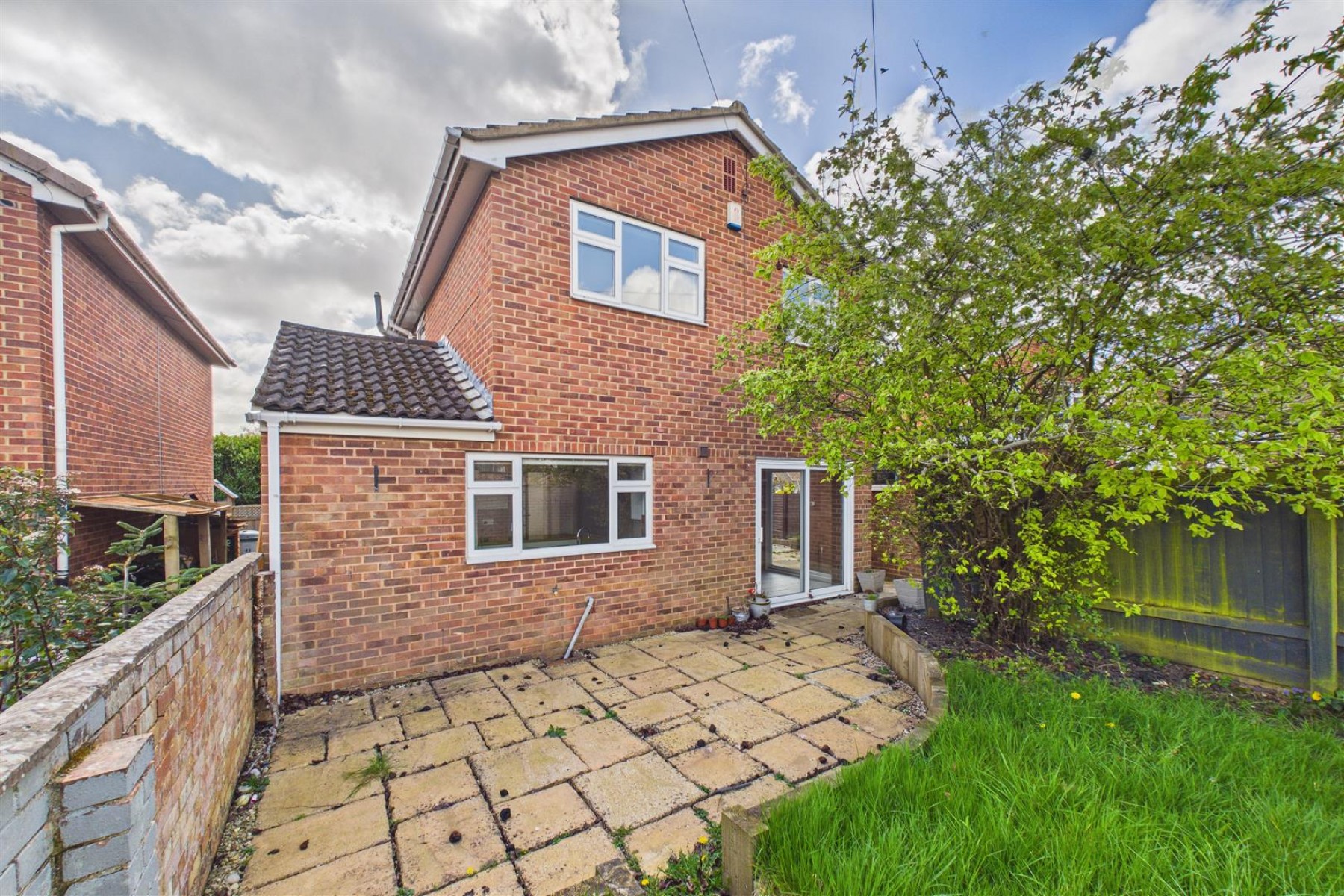 Images for DETACHED | REDUCED FOR AUCTON | GL5