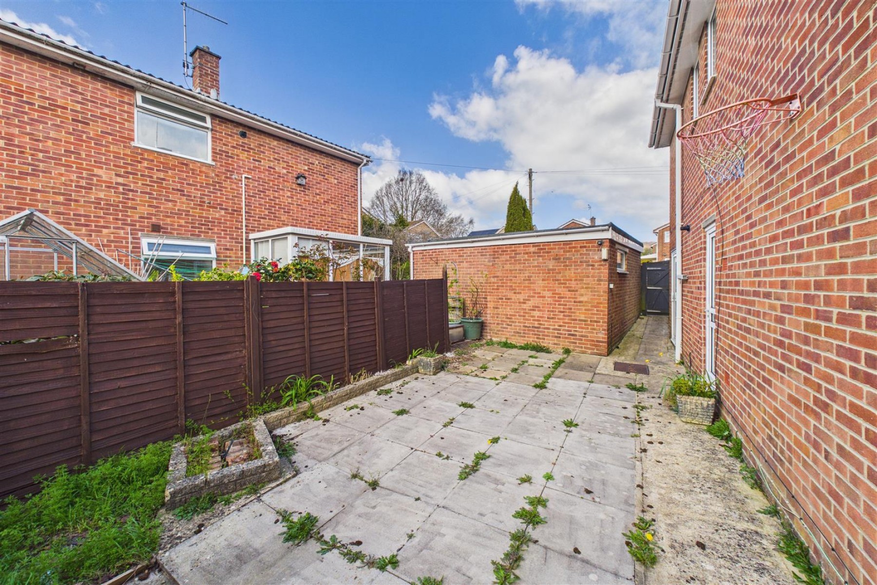 Images for DETACHED | REDUCED FOR AUCTON | GL5