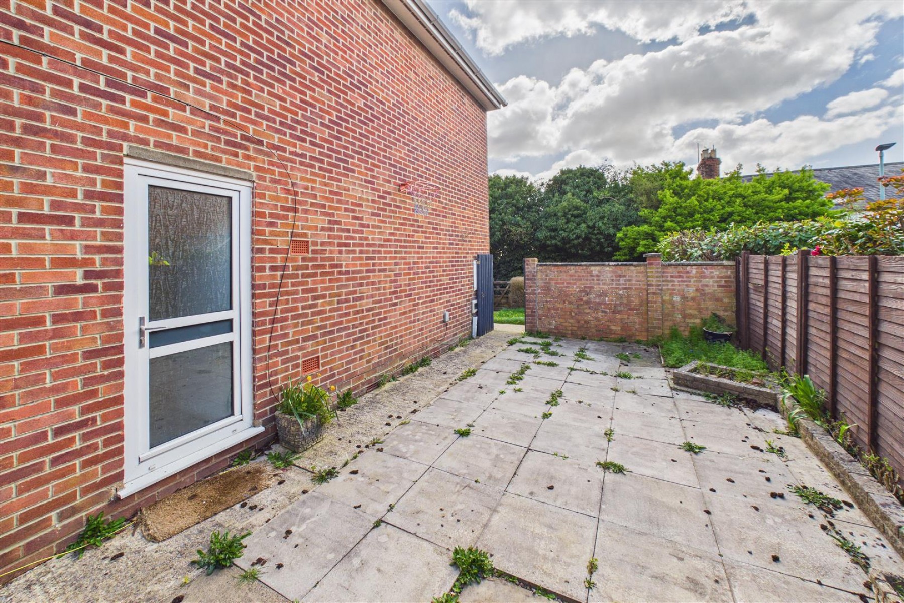 Images for DETACHED | REDUCED FOR AUCTON | GL5