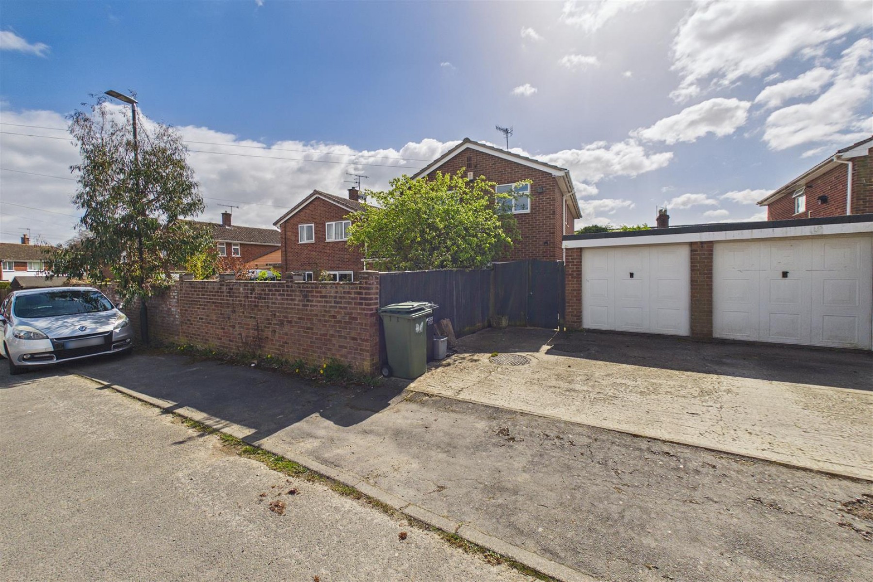 Images for DETACHED | REDUCED FOR AUCTON | GL5