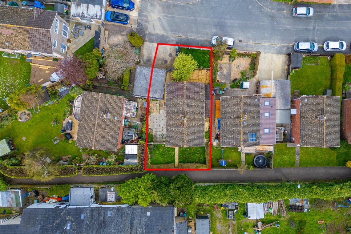 Images for DETACHED | REDUCED FOR AUCTON | GL5