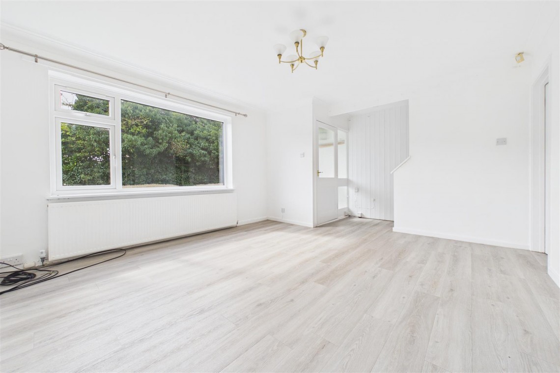 Images for DETACHED | REDUCED FOR AUCTON | GL5