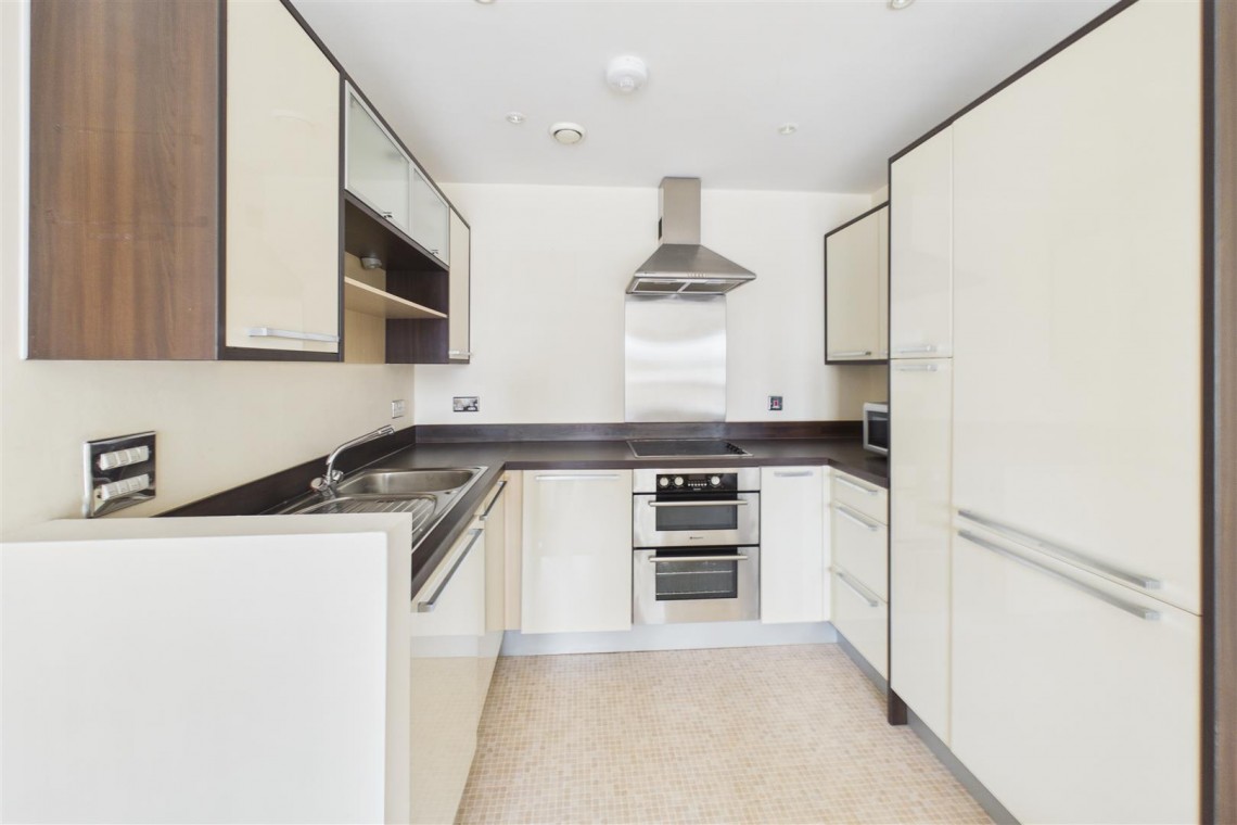 Images for CASH BUYERS | GL50