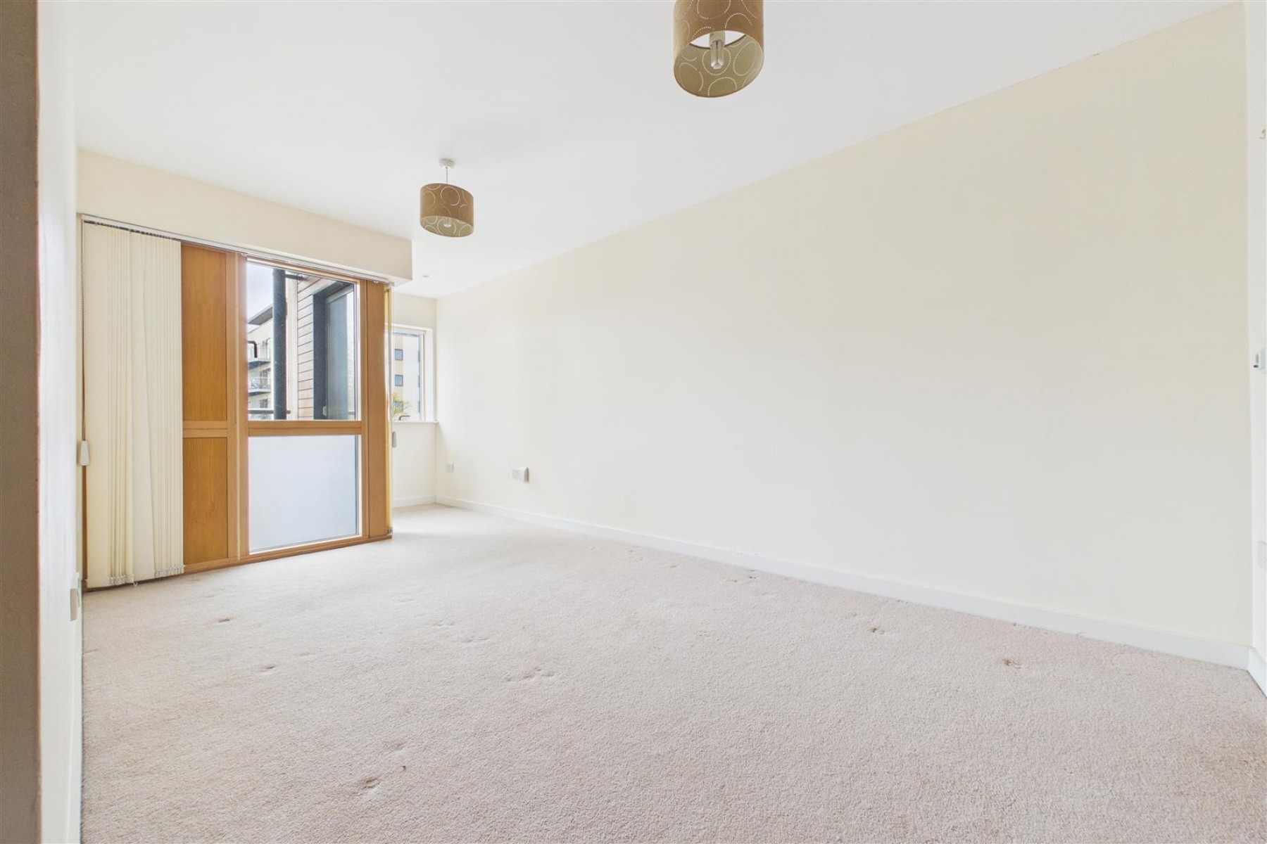 Images for CASH BUYERS | GL50