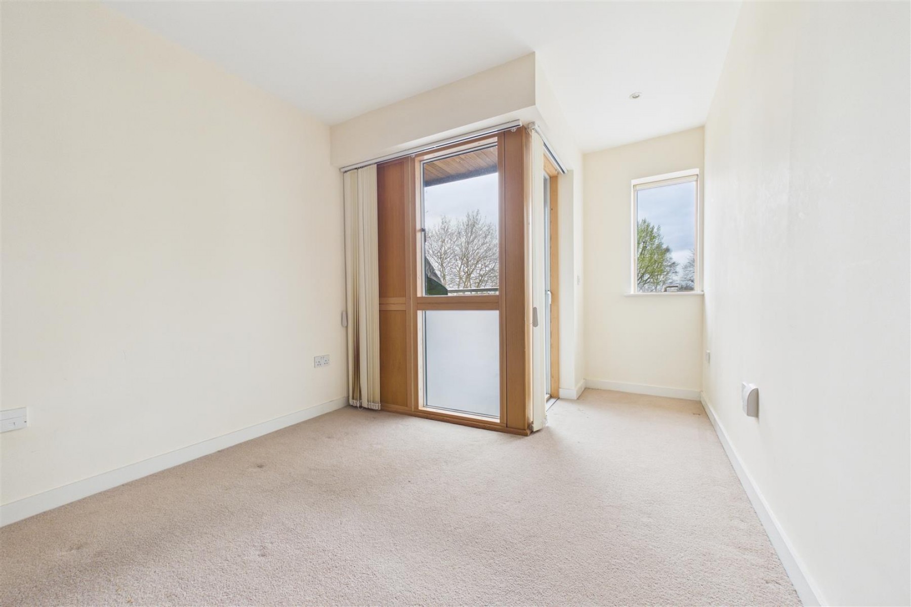 Images for CASH BUYERS | GL50