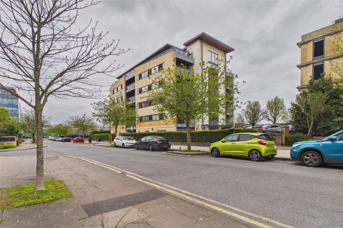 Images for CASH BUYERS | GL50