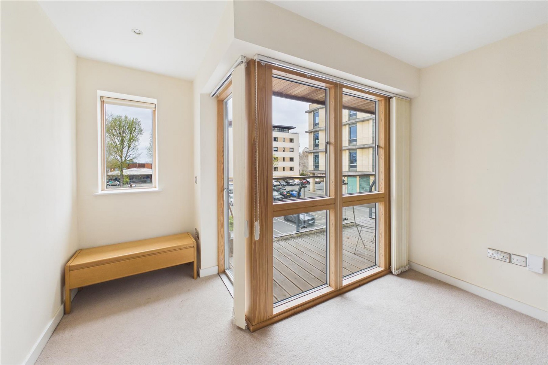 Images for CASH BUYERS | GL50