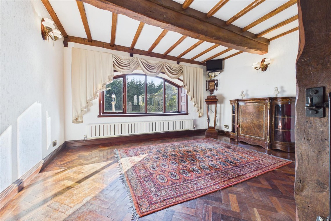 Images for DETACHED | EAST BRENT