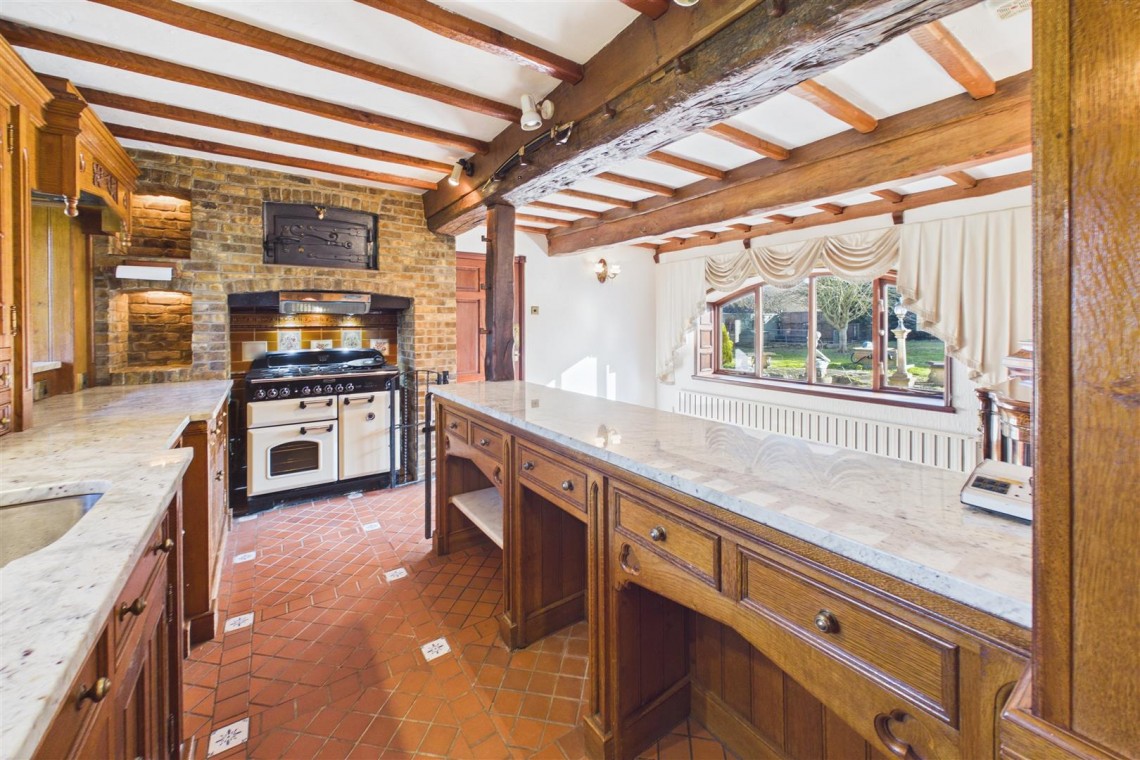 Images for DETACHED | EAST BRENT