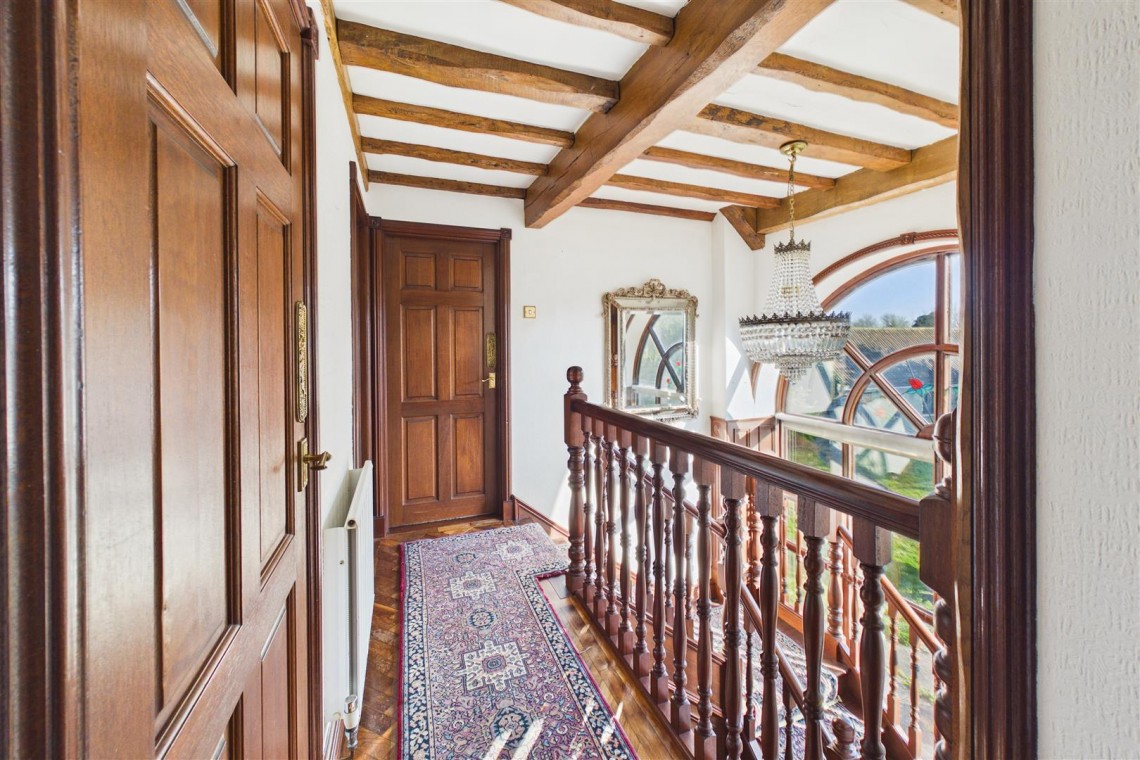 Images for DETACHED | EAST BRENT